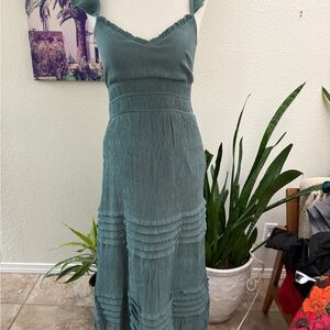 Chic Sleeveless Maxi Dress in Teal